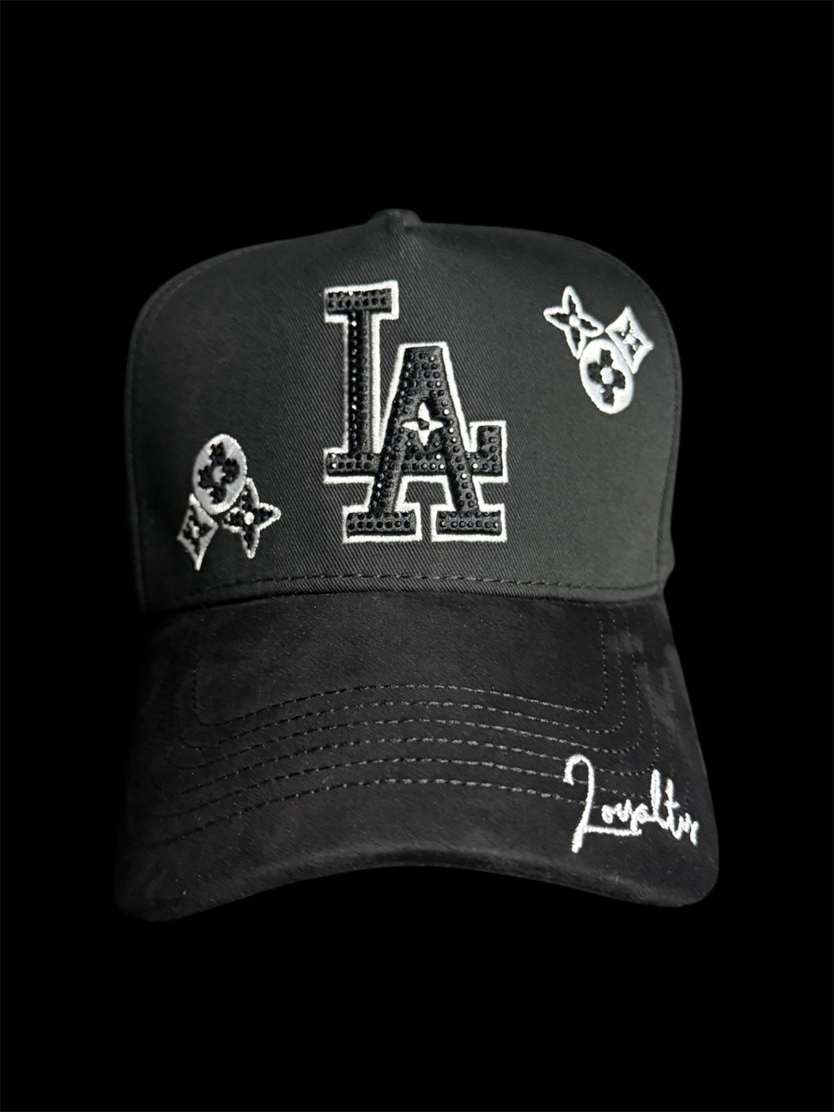 BLACKOUT LA ￼