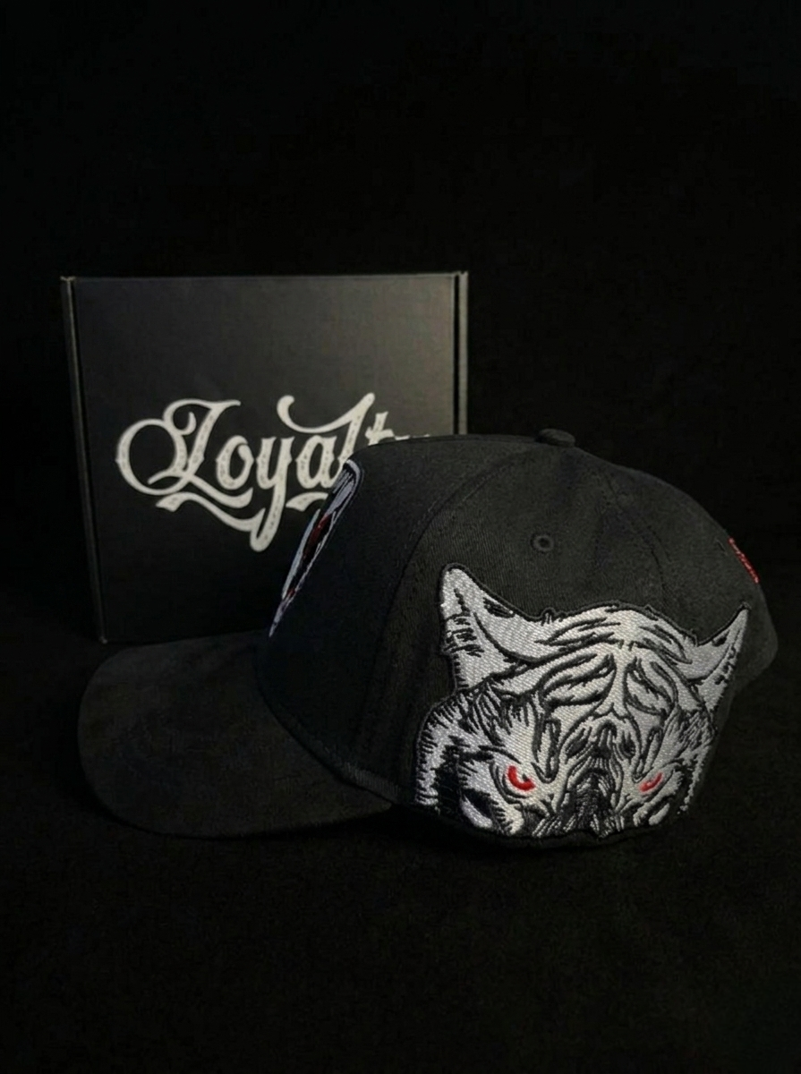 WHITE TIGER
